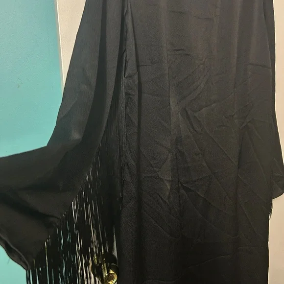 ✂️ H&M Black Long Sleeve Fringe Dress - Picture 2 of 11